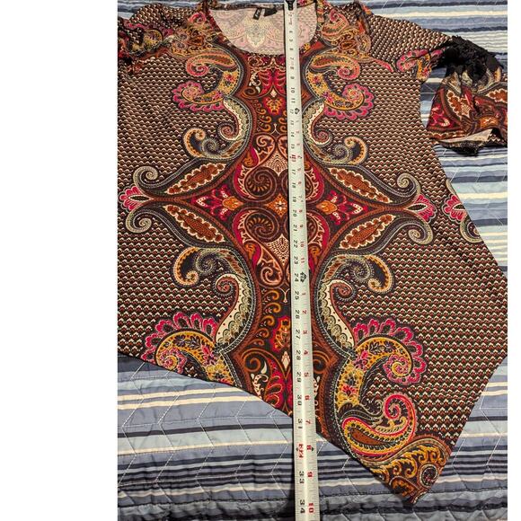 New Directions Size XL/0X Crochet Bell Paisley Tunic Top Boho Asymmetrical Hem - Picture 7 of 7
